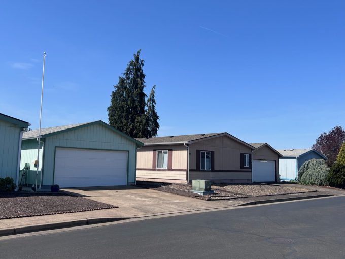 Street view of homes in Fox Field